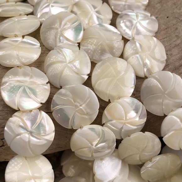 Vintage Hand Carved Mother of Pearl Shell Beads Jewelry Making Lot - Picture 13 of 16